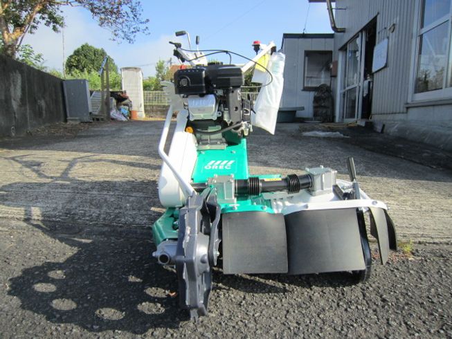 オーレック 畦草刈機 写真