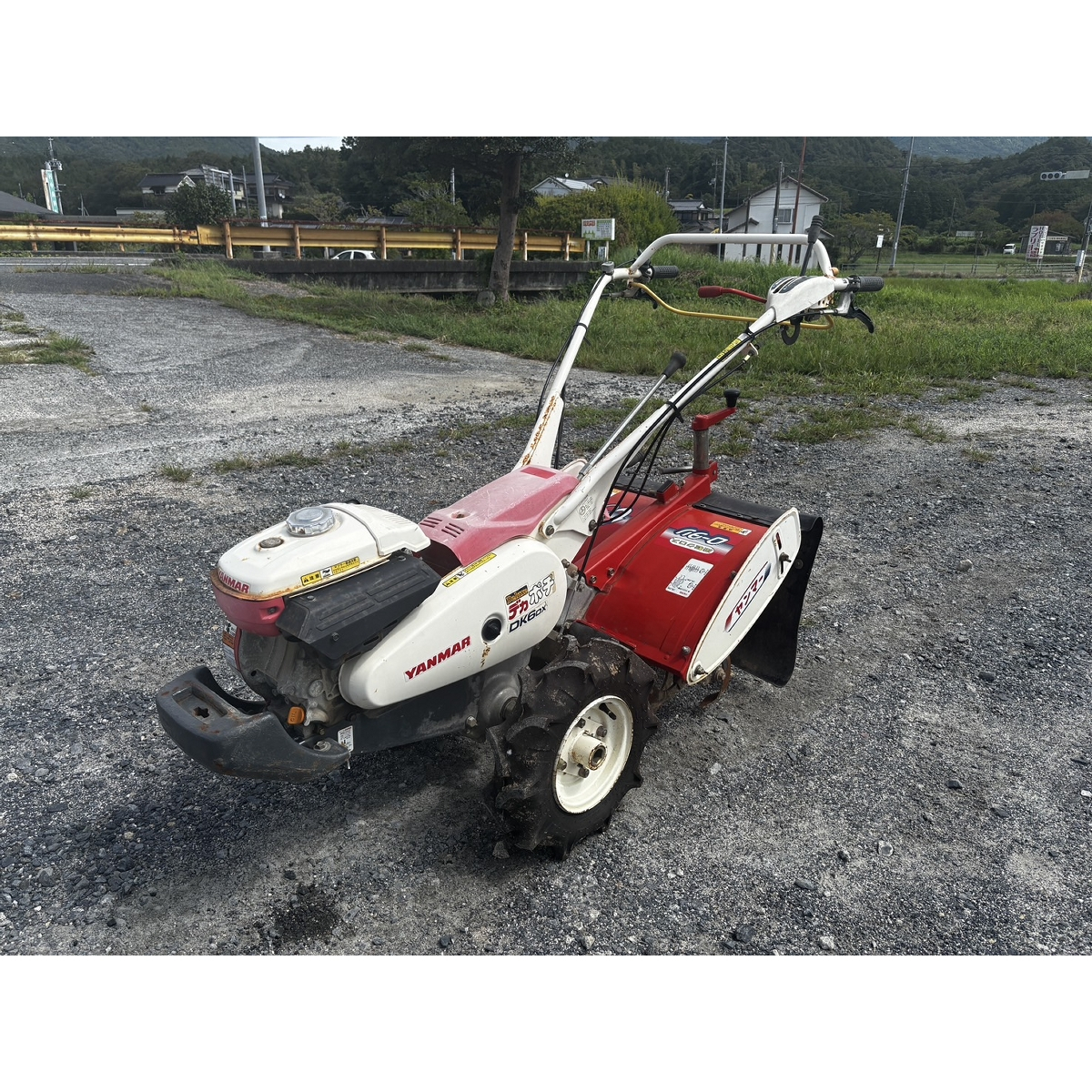 ヤンマー 耕運機 写真