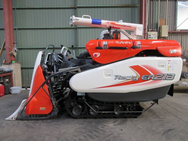 コンバイン ER213NG 写真３