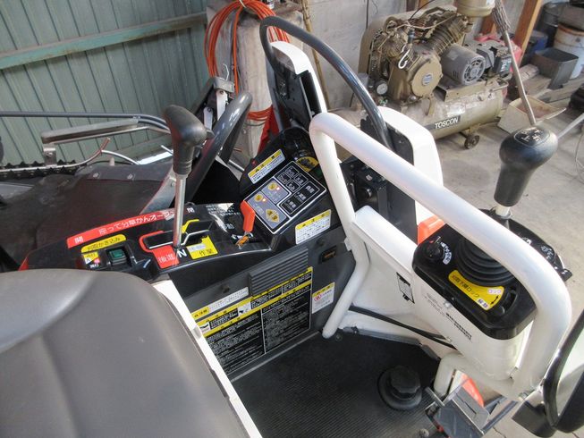 コンバイン ER213NG 写真８