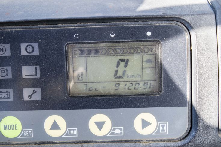 フォークリフト FB15-12 写真８