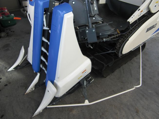 コンバイン HVZ211-GEZKHWC　現行機種！　低アワー機！　2条全面刈！　枕手刈り無し！ 写真５