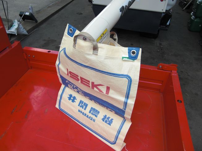 コンバイン HVZ211-GEZKHWC　現行機種！　低アワー機！　2条全面刈！　枕手刈り無し！ 写真10