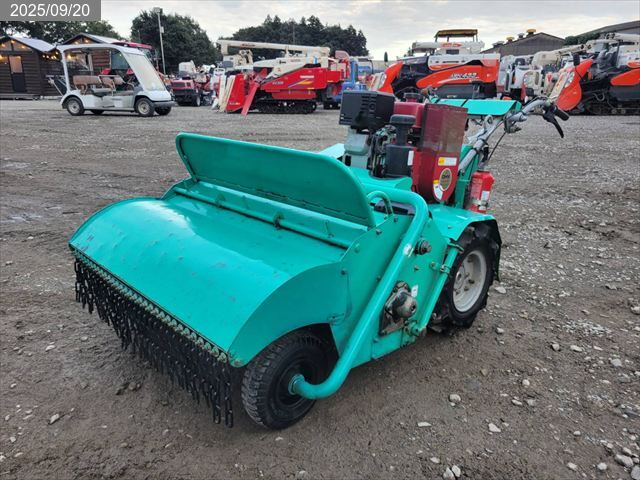 バロネス ハンマーナイフモア 写真