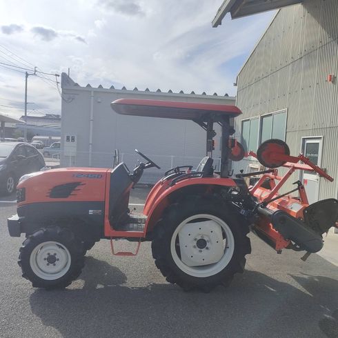 トラクター T245D 写真６