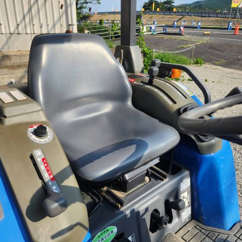 トラクター TF243 写真７