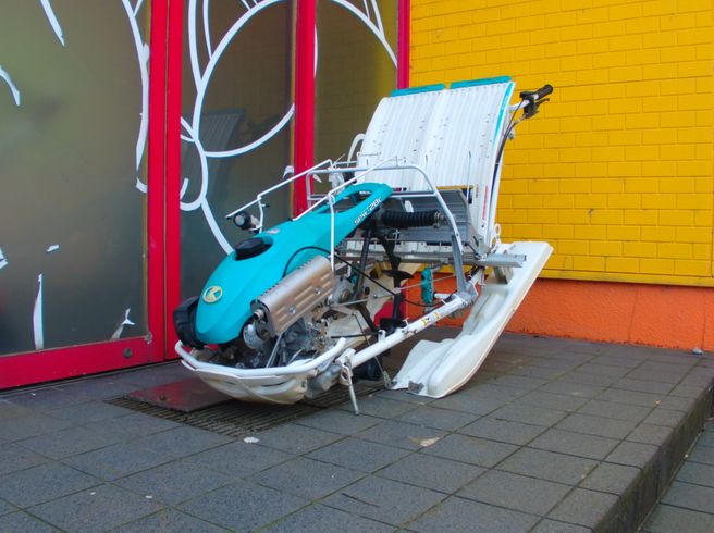 クボタ 歩行式田植機 写真