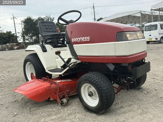 バロネス 草刈機 写真