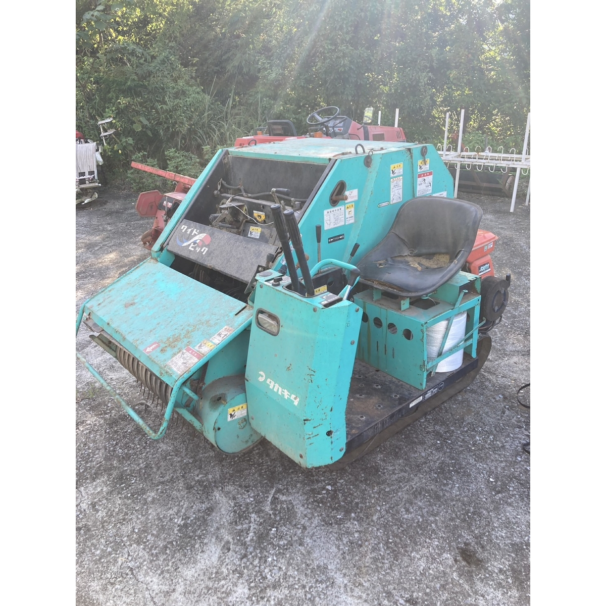 タカキタ ロールベーラー 写真