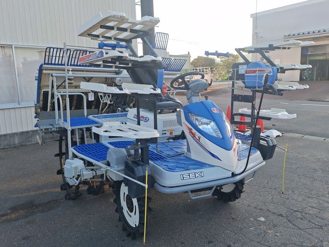 イセキ 田植機 写真