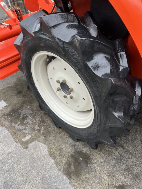 トラクター T220BSMAJRF1 写真５