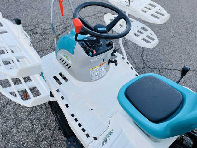 田植機 JC4A 写真７