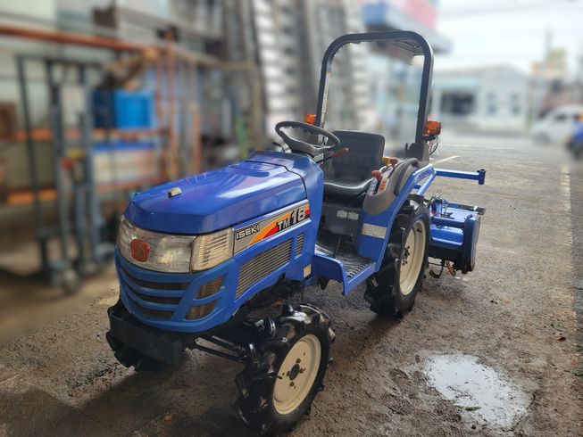 イセキ トラクター 写真