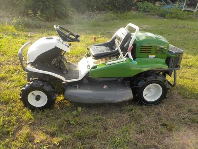 草刈機 RM980F 写真４