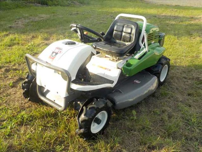 草刈機 RM980F 写真５