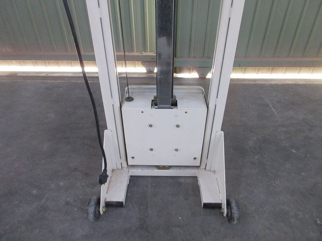 米袋昇降機 LU206 写真６