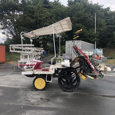 田植機 YR8D 写真３