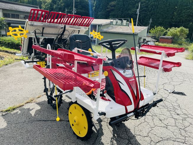 田植機 YR4J 写真２