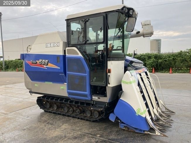 イセキ コンバイン 写真