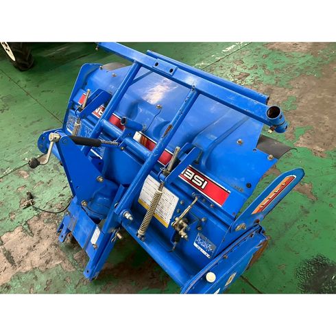 イセキ ロータリー 写真