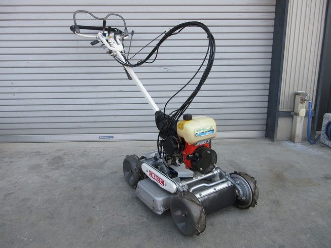 草刈機 SP850B 写真２