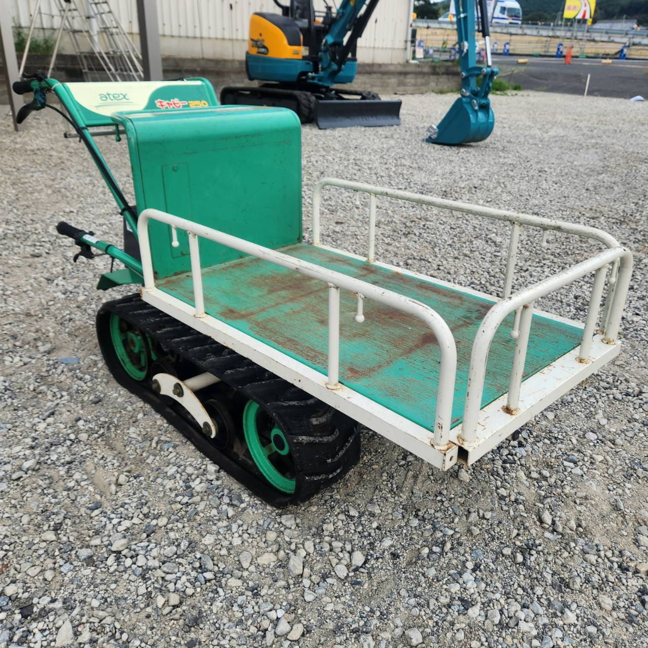 アテックス 運搬機 写真