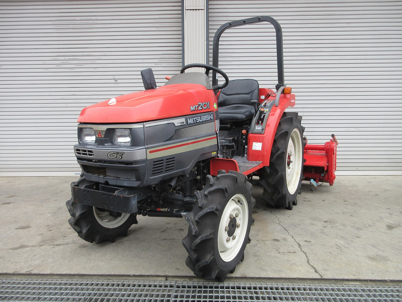 三菱 トラクター 写真