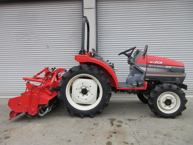 トラクター MT201 写真３