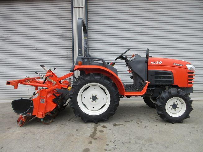 トラクター KB16(F) 写真４