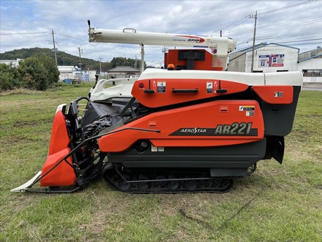 コンバイン AR221 写真４