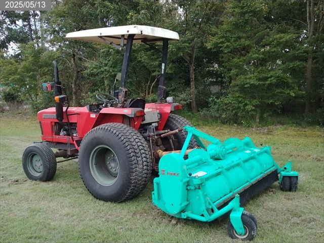 シバウラ 乗用草刈機 写真