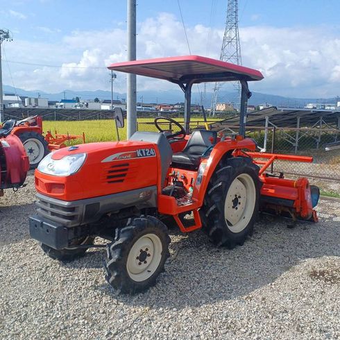 クボタ トラクター 写真