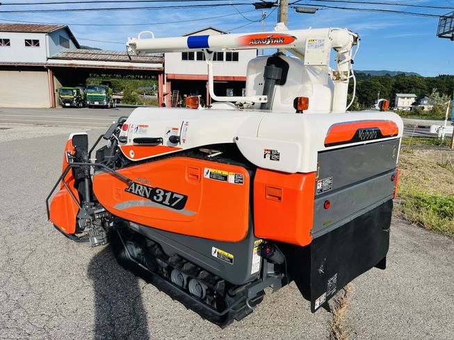 コンバイン ARN317-GLW 写真４
