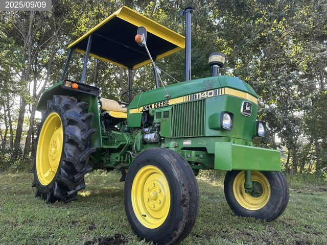 ジョンディア トラクター 写真