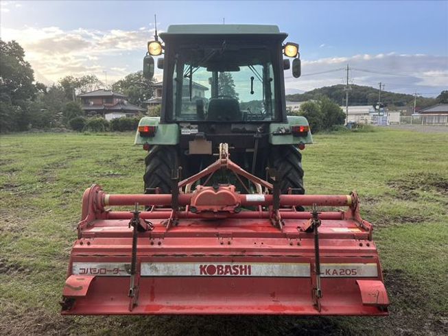 トラクター 2250 写真３