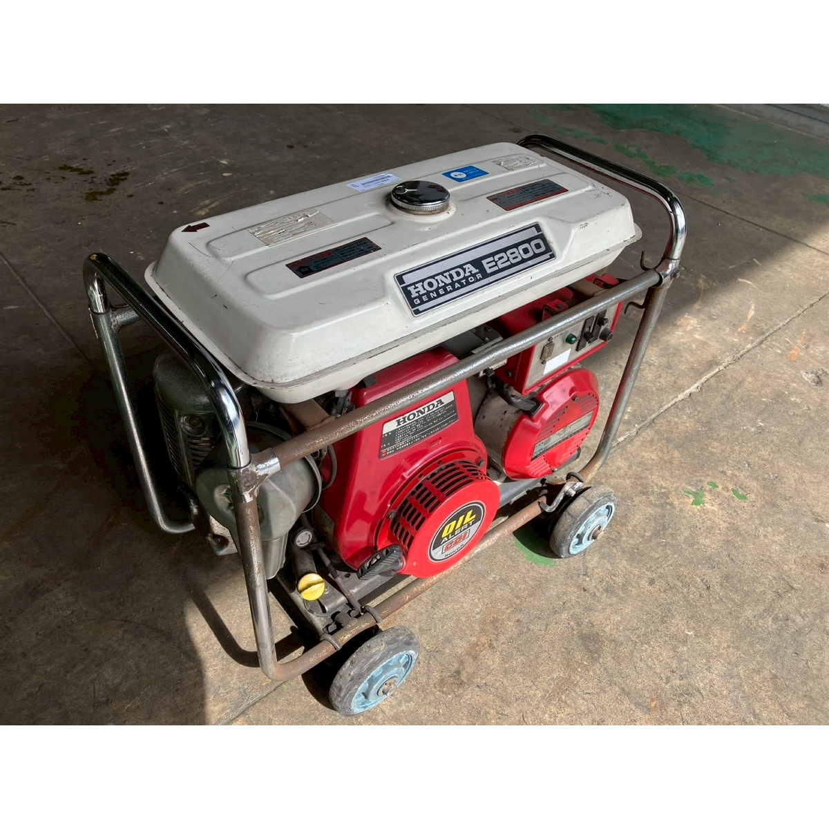 ホンダ インバーター発電機 写真