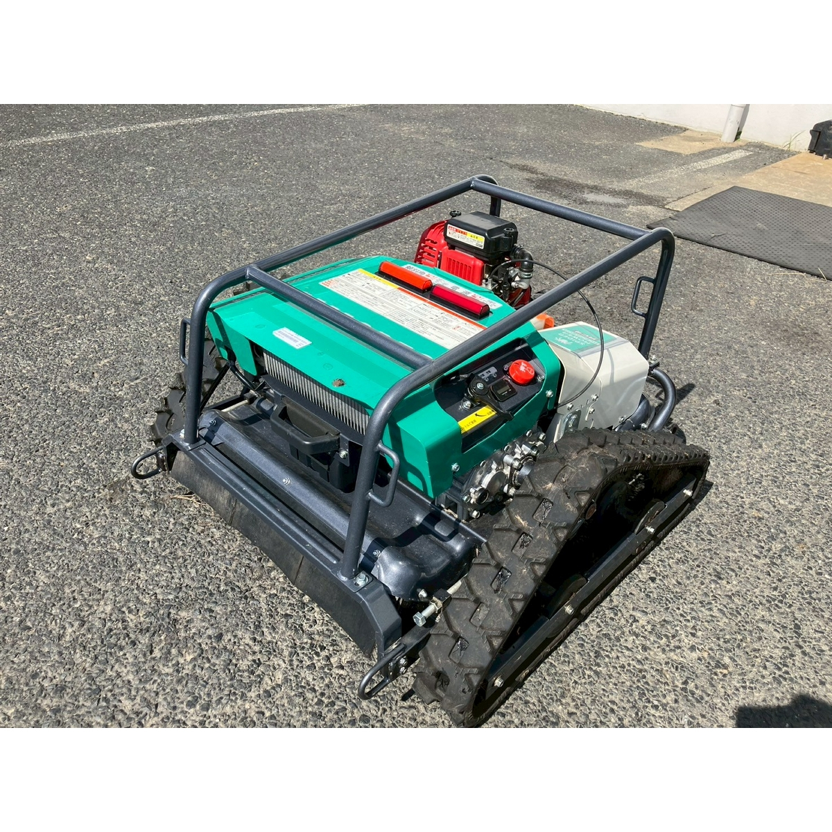 オーレック 草刈機 写真