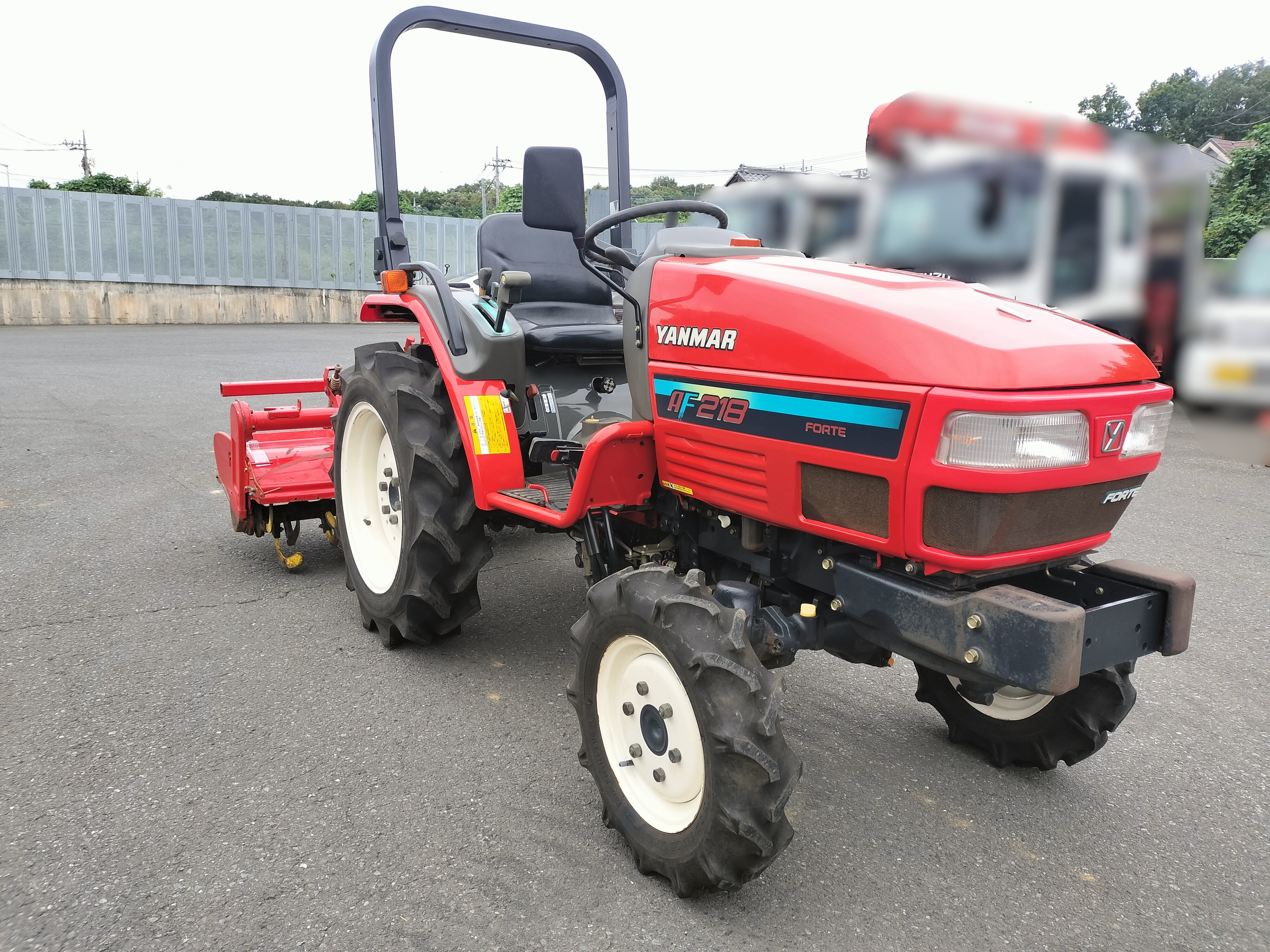 ヤンマー トラクター 写真