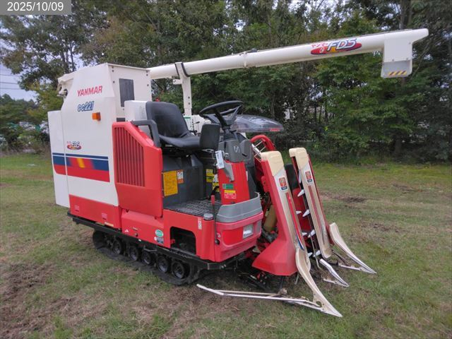 ヤンマー コンバイン 写真