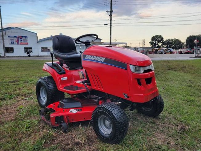 乗用草刈機 LT200 写真４