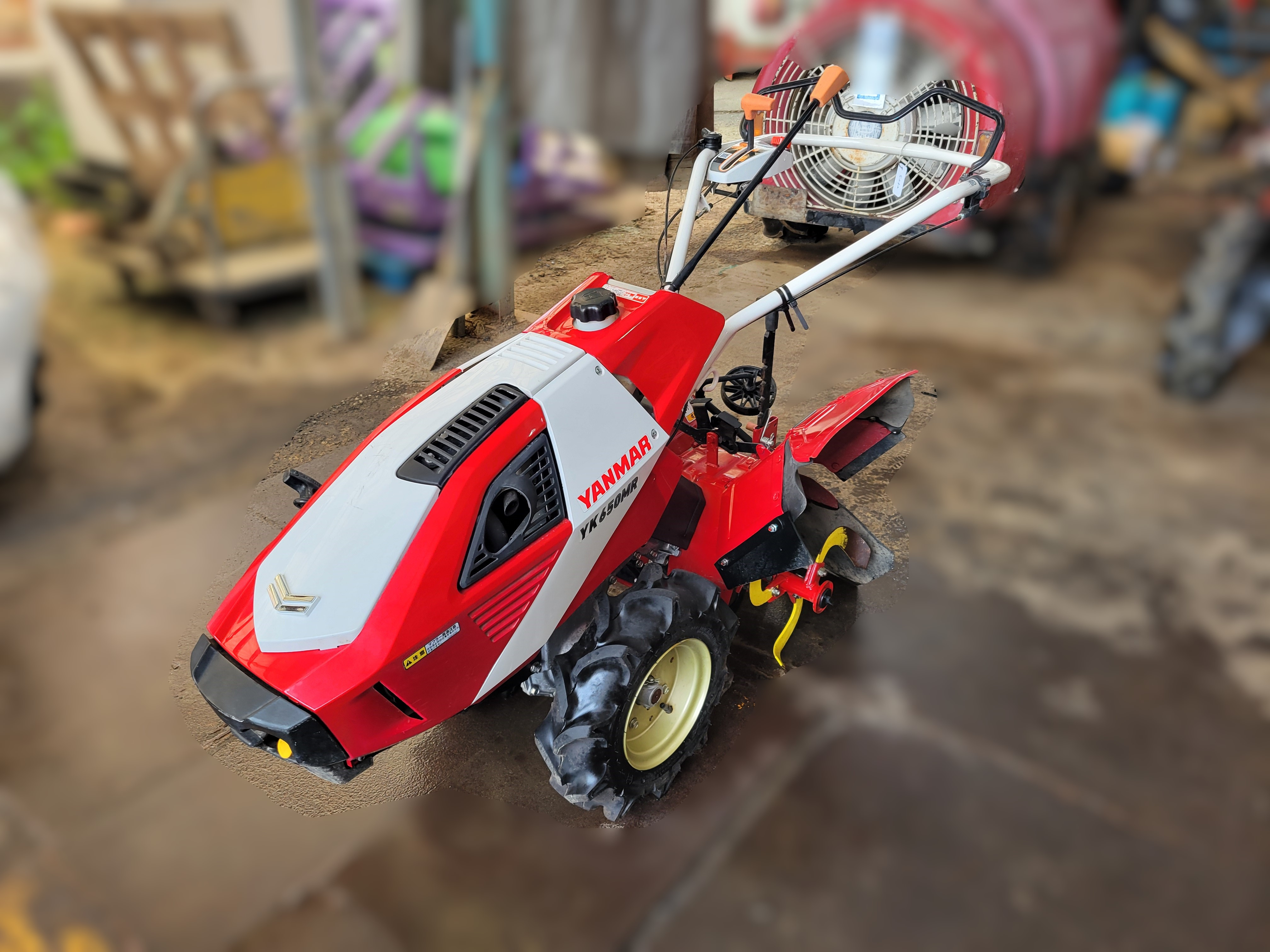 ヤンマー 耕耘機 写真