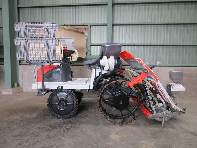 田植機 AW4-F 写真４