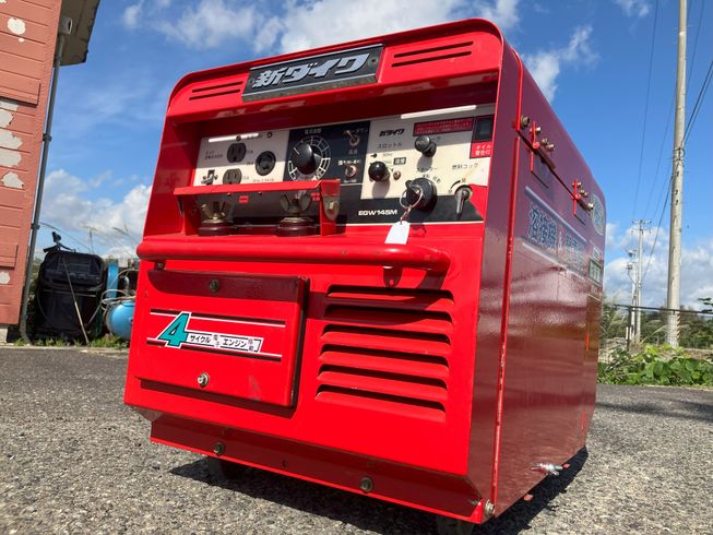 発電機＆溶接機 EGW145M　防音型 写真２