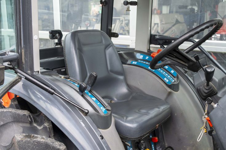 トラクター KT280F 写真４