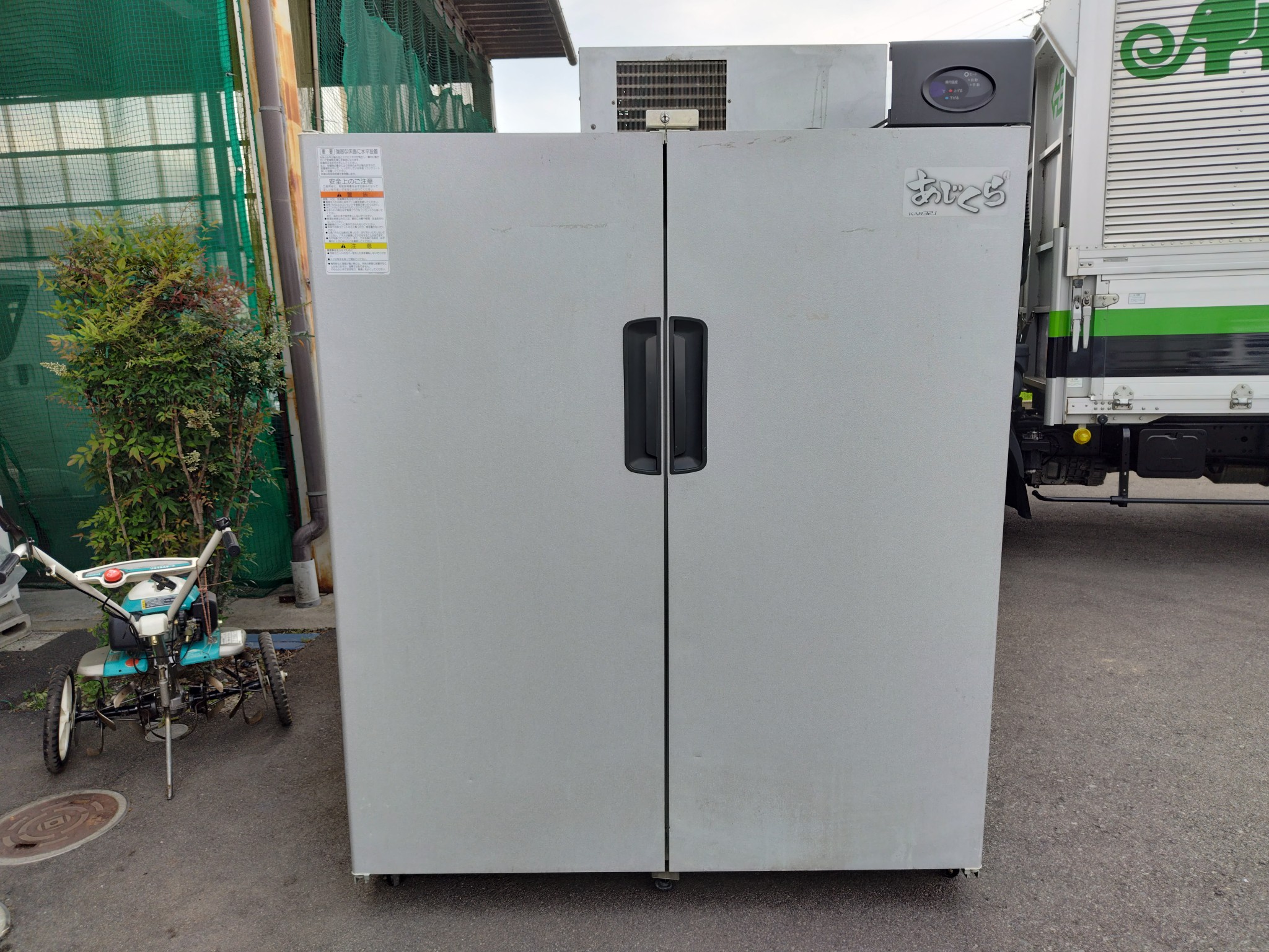 クボタ 玄米低温貯蔵庫 写真