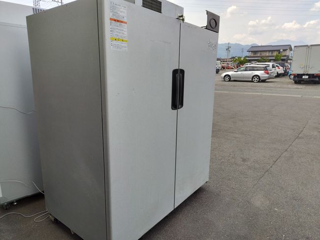 玄米低温貯蔵庫 KAR32J 写真２