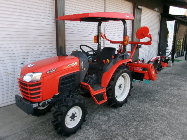 クボタ トラクター 写真