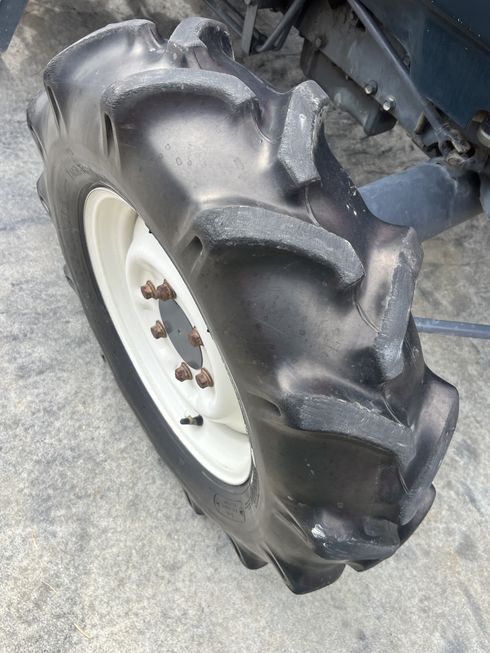 トラクター KL330FQBMAWF7 写真５