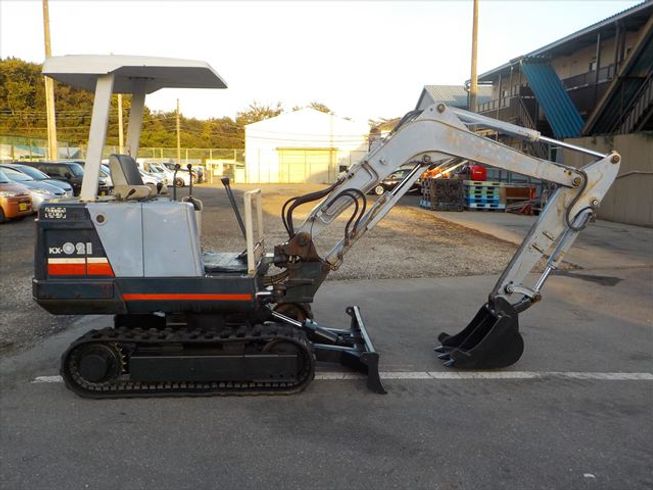 バックホー KX-021 写真３