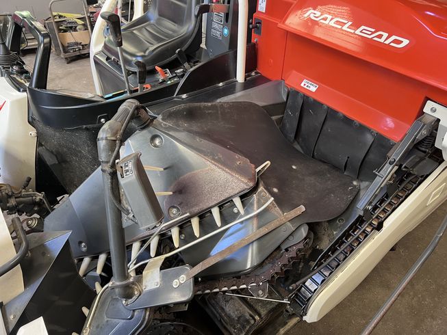 コンバイン ER320GW 写真５